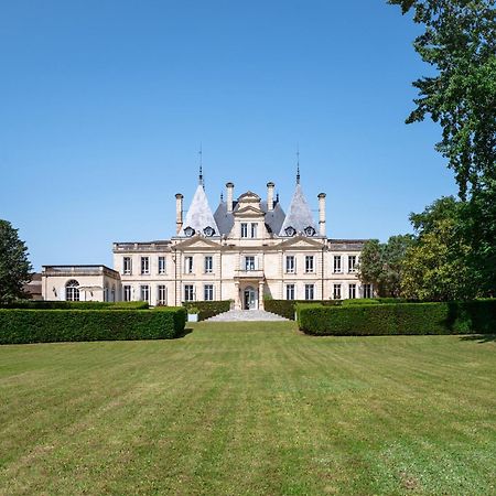 Château de Lussac Lussac  Exterior foto