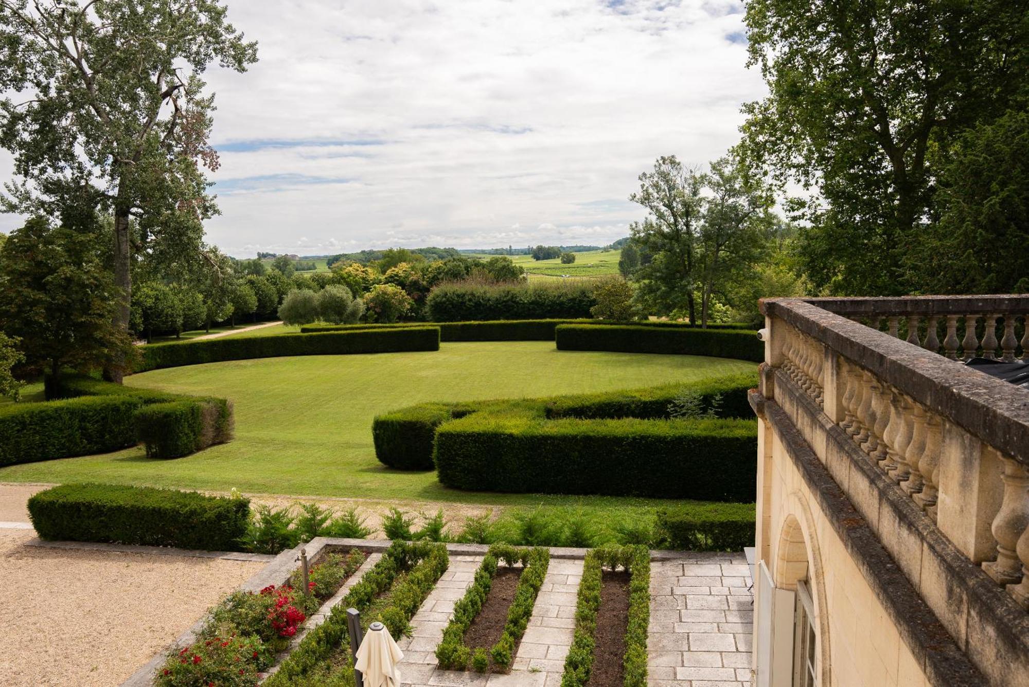 Château de Lussac Lussac  Quarto foto